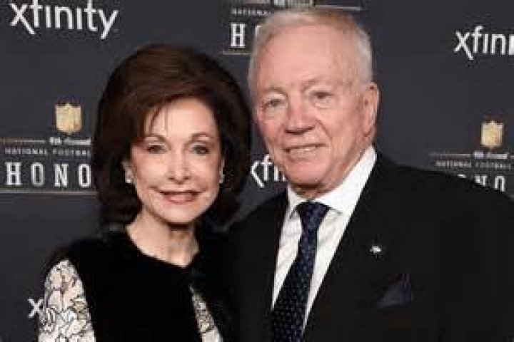 Eugenia Jones Life [2023 Update]- Players Bio ·